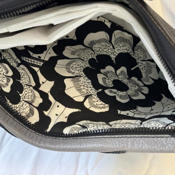 One of a Kind - Liebeskind Cat Wrist Clutch - Picture 3 of 5